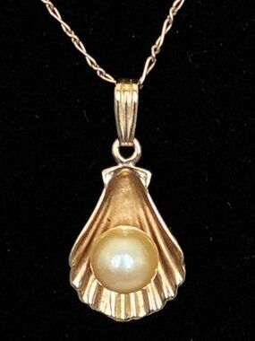 14K Gold Na Hoku cultured pearl pendant necklace